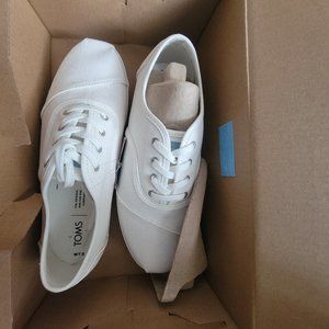TOMS Canvas Sneakers